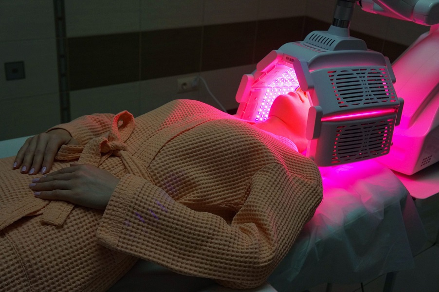 Center for Cosmetology and Aesthetic Medicine. Photodynamic therapy | Kay Dermatology in Burbank, CA