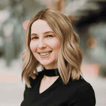 Home 7 Anna Piaseczna | Kay Dermatology in Burbank, CA